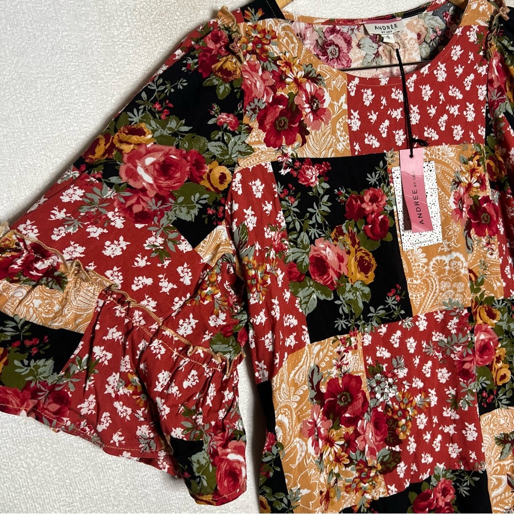 NWT Andree by Unit Floral Patchwork Boho Long Sleeve Top Blouse Size Small - Picture 3 of 9